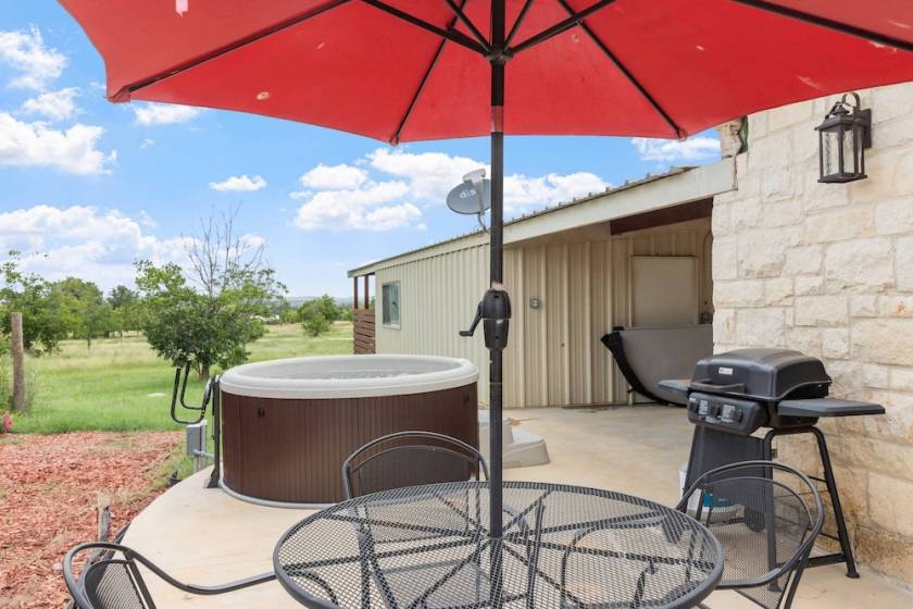 Hot tub stay fredericksburg tx